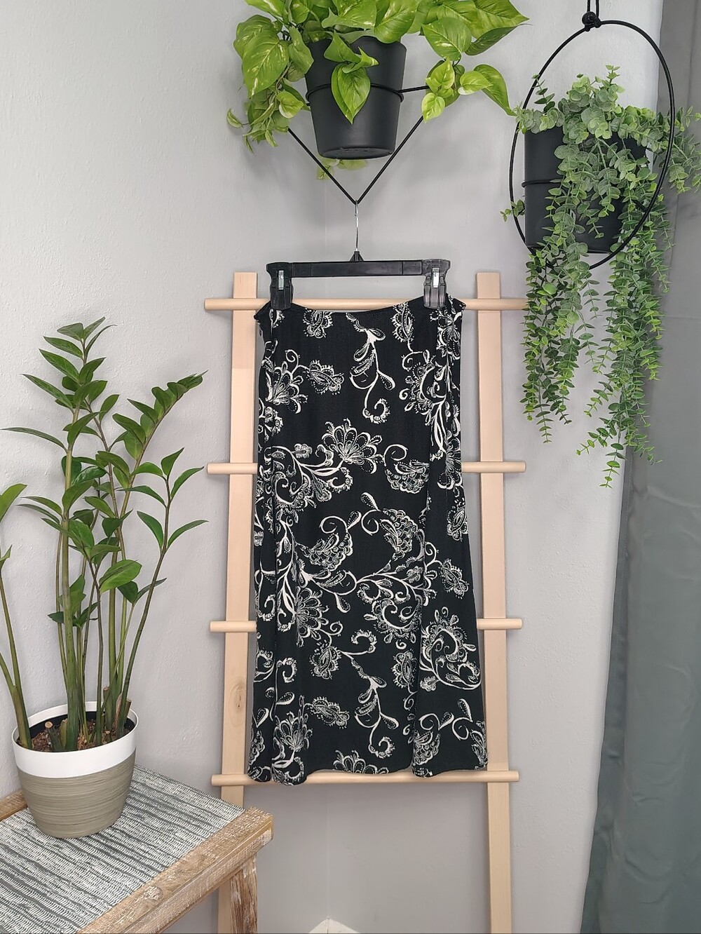 croft & barrow Black Floral Midi Skirt with White Print, Size M/L - Picture 3 of 5